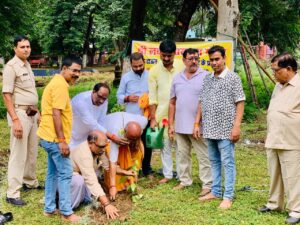 रखी गई नवग्रह वाटिका की आधारशिला