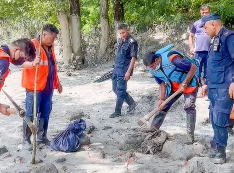 nepal flood