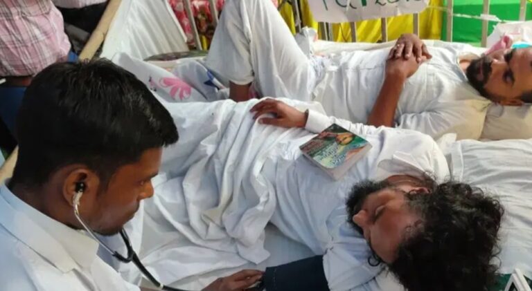 आंदोलन जारी