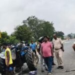 कंटेनर ने सड़क निर्माण में जुटे मजदूरों को मारी टक्कर