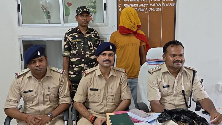 किराना दुकानदार गिरफ्तार