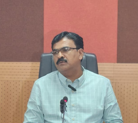 के रविकुमार