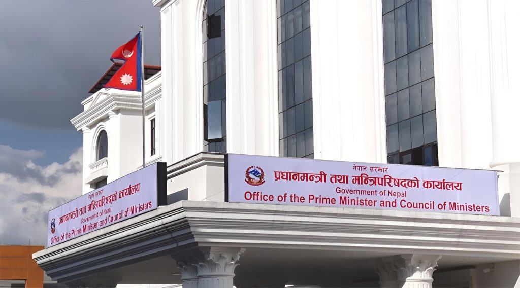 नेपाल में सरकारी नीतियों से असंतुष्ट नौकरशाहों के धड़ाधड़ इस्तीफे 01