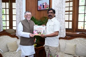 मुख्यमंत्री हेमंत सोरेन ने राज्यपाल से की मुलाकात