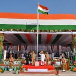 मुख्‍य मंत्री ने ध्‍वजा रोहण किया