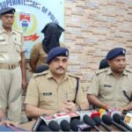 कार से 1.13 क्विंटल गांजा बरामद