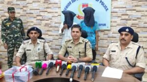 जमशेदपुर में अवैध हथियार के साथ दो युवक गिरफ्तार, देसी कट्टा और जिंदा कारतूस बरामद