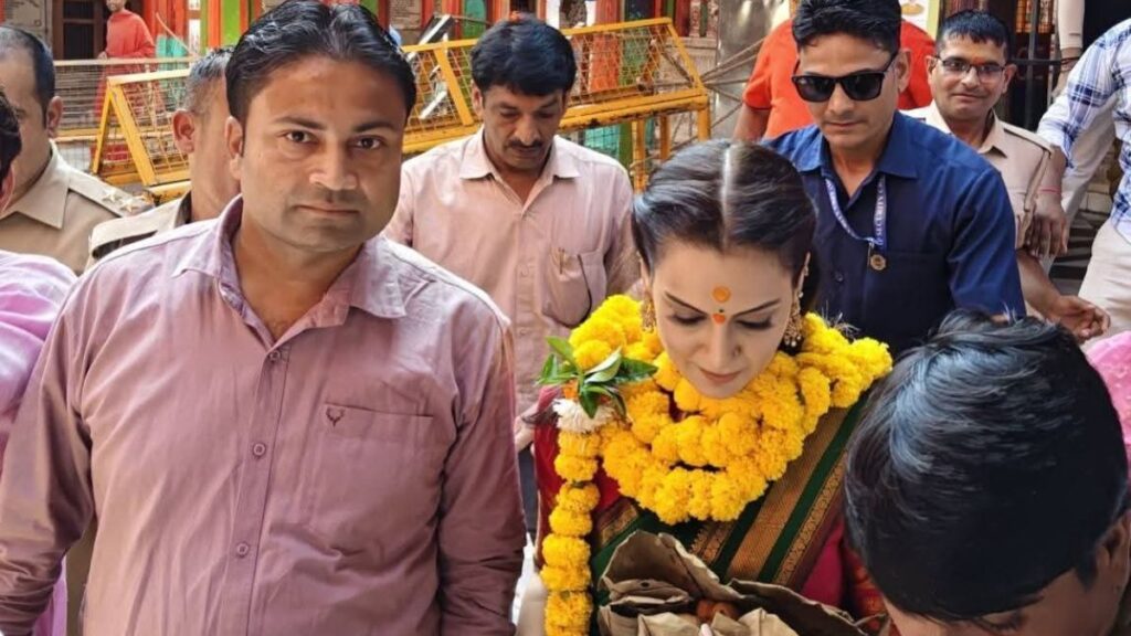 फिल्म अभिनेत्री व सांसद कंगना रनौत ने अयोध्या में रामलला के दर्शन किए